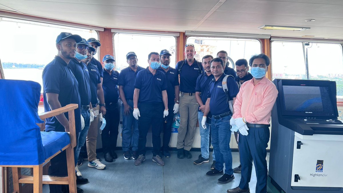 UNODC_BMB's tweet photo. #KeepingOceansSafe 🌊🇺🇳 @UNODC_MCP in #Bangladesh🇧🇩 completed Pierside #VesselSearch Techniques (PVST) training course for 16 officers of #Chattogram #Customs House incl. theo. &amp; prac. sessions on:
📜Vessel of Interest Documentation
⛴Hidden Compartments
Funded by #Japan 🇯🇵 https://t.co/NsBCKYh18l