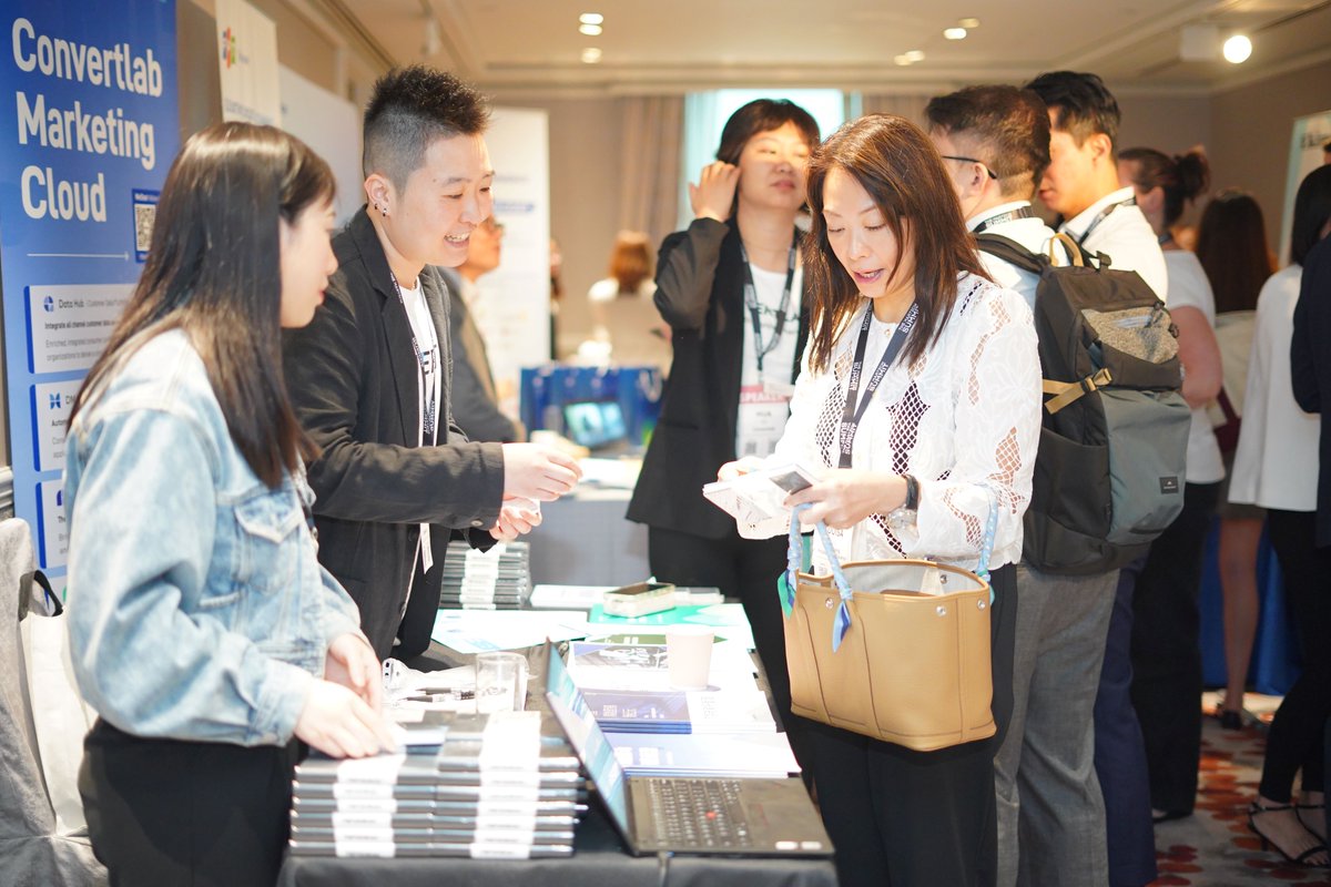 Martech_Summit's tweet photo. β The networking coffee @ The MarTech Summit Hong Kongπ₯
π Agenda: https://t.co/GEyLcBHTgI
#themartechsummit #martech #martechasia #marketingstrategy #marketingtechnology #digitalmarketing #hongkongsummit https://t.co/xGy9M1TW6y