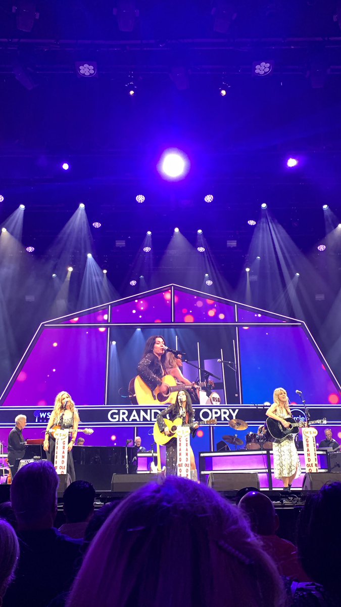 jo_volta's tweet photo. When you see @runawayjune 4 years later right back where you first saw them. @opry https://t.co/gg1ZgchDnt
