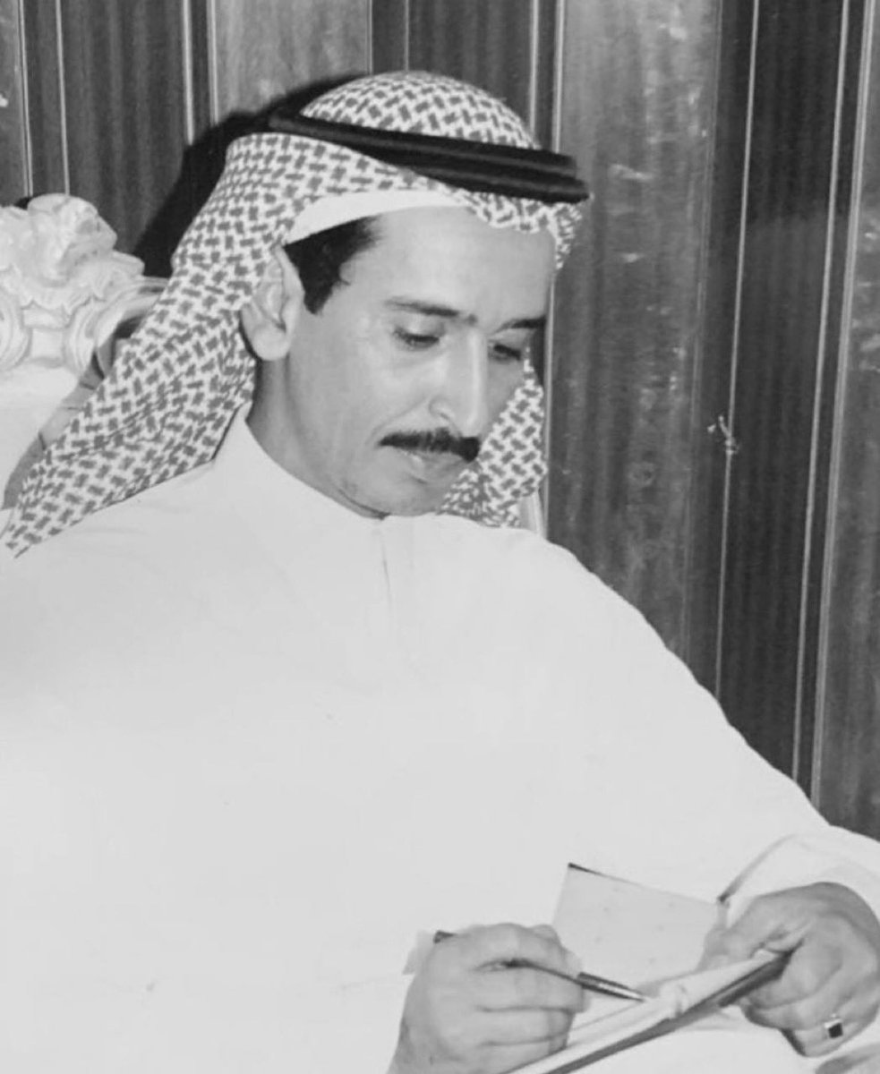 s_c511's tweet photo. "و إن كان ما زانت صواديف الأيام 
نصبر على صكّاتها .. وش ورانا؟

#مساعد_الرشيدي https://t.co/7fREHhWp8p
