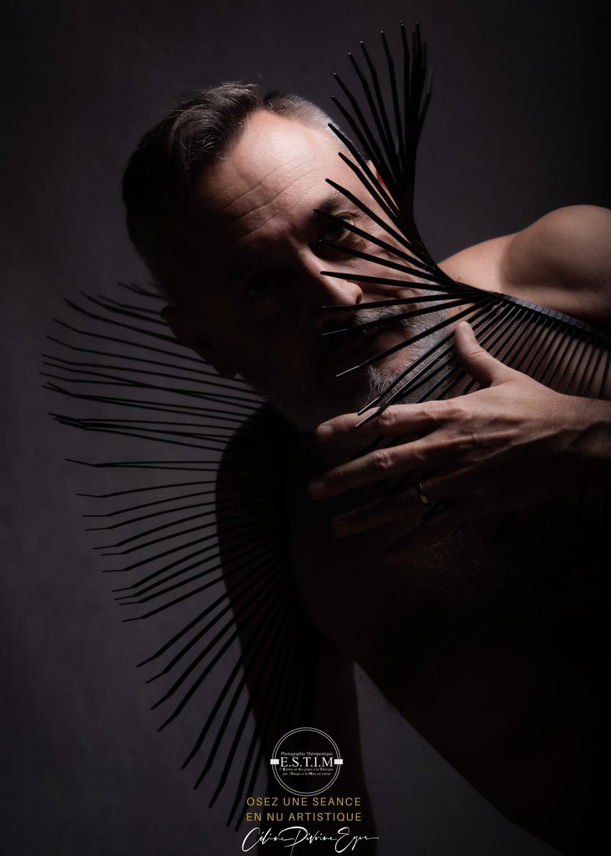 Jean-Marc : séance 3ème anniversaire de rencontre 2021

Sa séance est à découvrir ici : celinepivoineyes.com/jean-marc-phot…

#photographefemme  #modele #mature #celinepivoine #hommemature #noiretblanc #barbe #homme #tige #portrait #studiophoto #montreuil93 #estimedesoi #acceptersoncorps