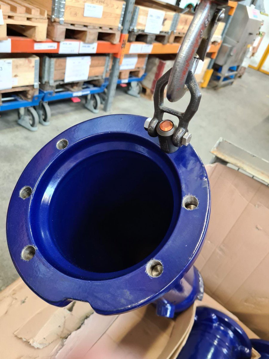 BossardGroup's tweet image. Quick, easy, safe: a simple solution for lifting heavy water #hydrants 💪 Our customer #Hinni was looking for a faster, more efficient way to handle their heavy hydrant blanks. The solution: #Halder Threaded Lifting Pins.

Learn more:
👉 ow.ly/nMU850OZjFT
