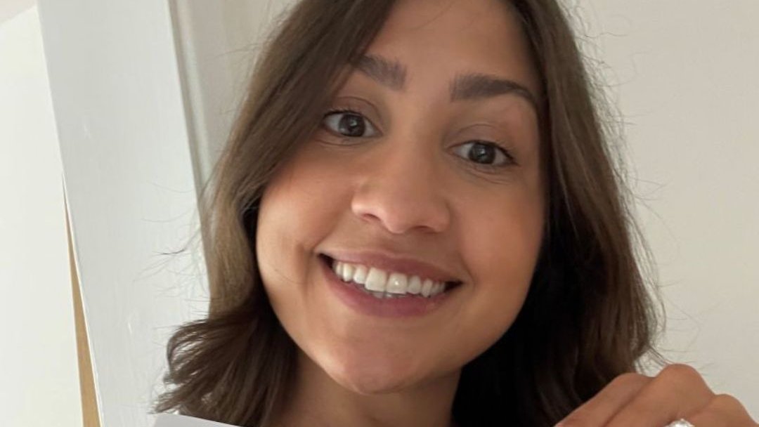 PlasticFreeJuly's tweet photo. Around the world over 40 elected officials, celebrities, business and community leaders are taking a step by pledging to refuse single-use cups this July.

Invite your local leaders to take the pledge: https://t.co/xPJogpI1qB
#SmallStepsBigDifference #PlasticFreeJuly #UpCup https://t.co/v9fRPiF3Et