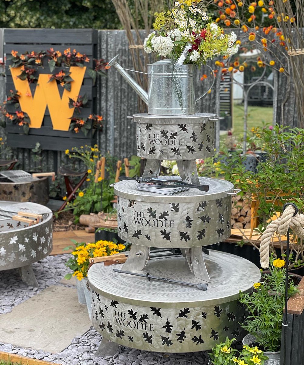 The Woodee tweet media