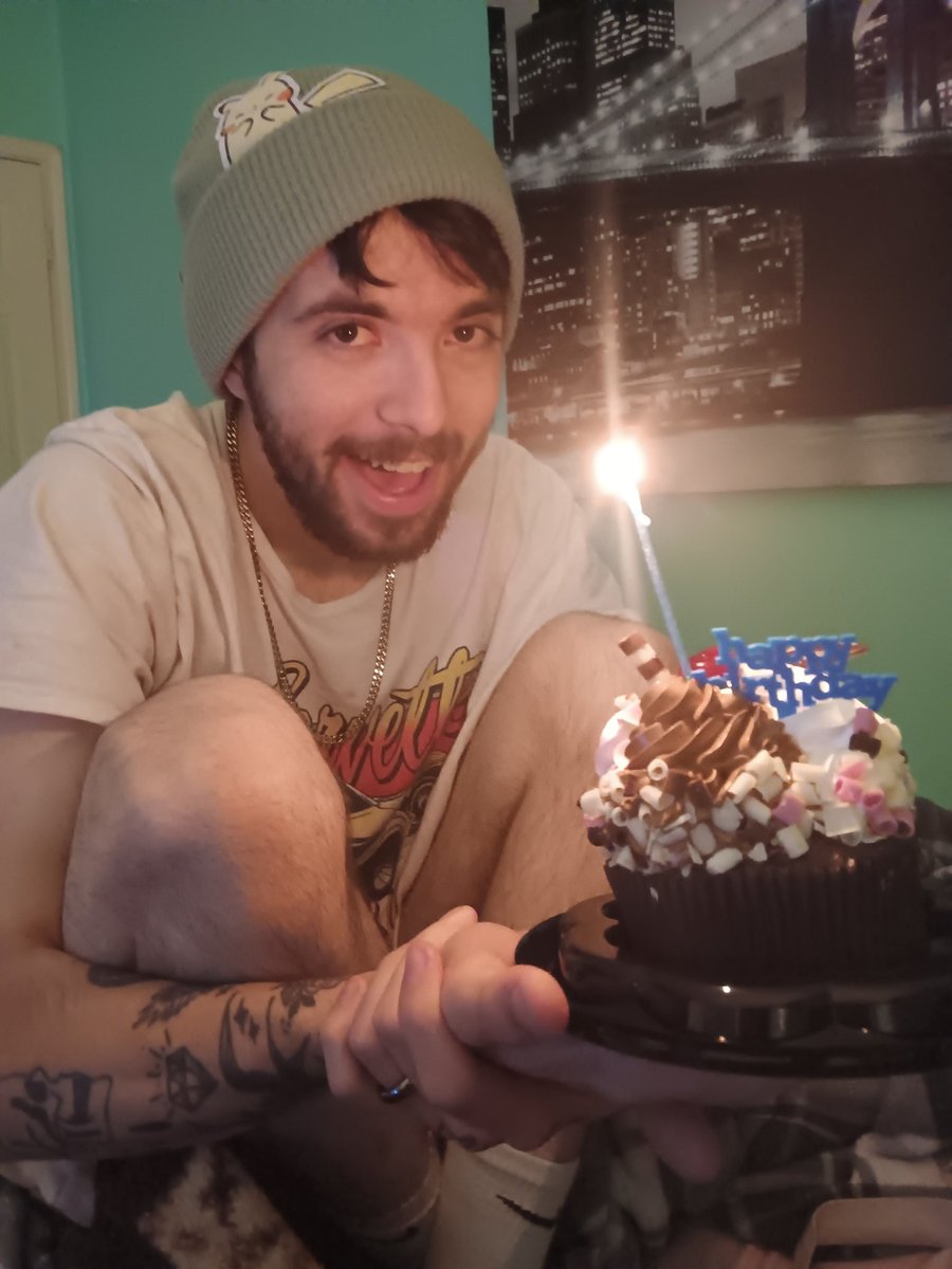 bee_yonk's tweet photo. Happy 24th to my favorite person ever, im so blessed to be the person you choose to spend your bday and your life with. I am so in love with you ❤️ https://t.co/jnHo6BGP6b