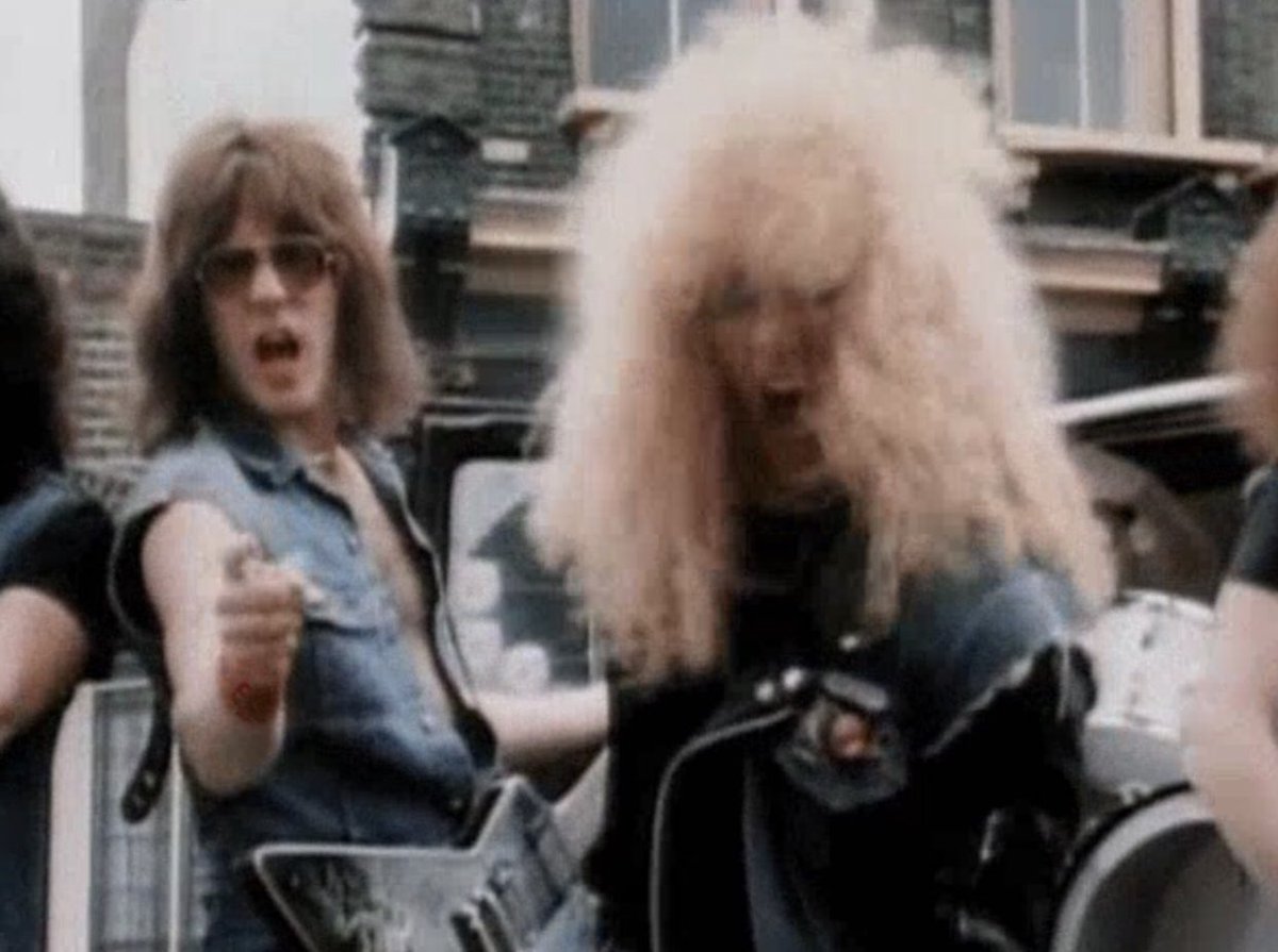 Señorita Corazón 🦋🦂 tweet media