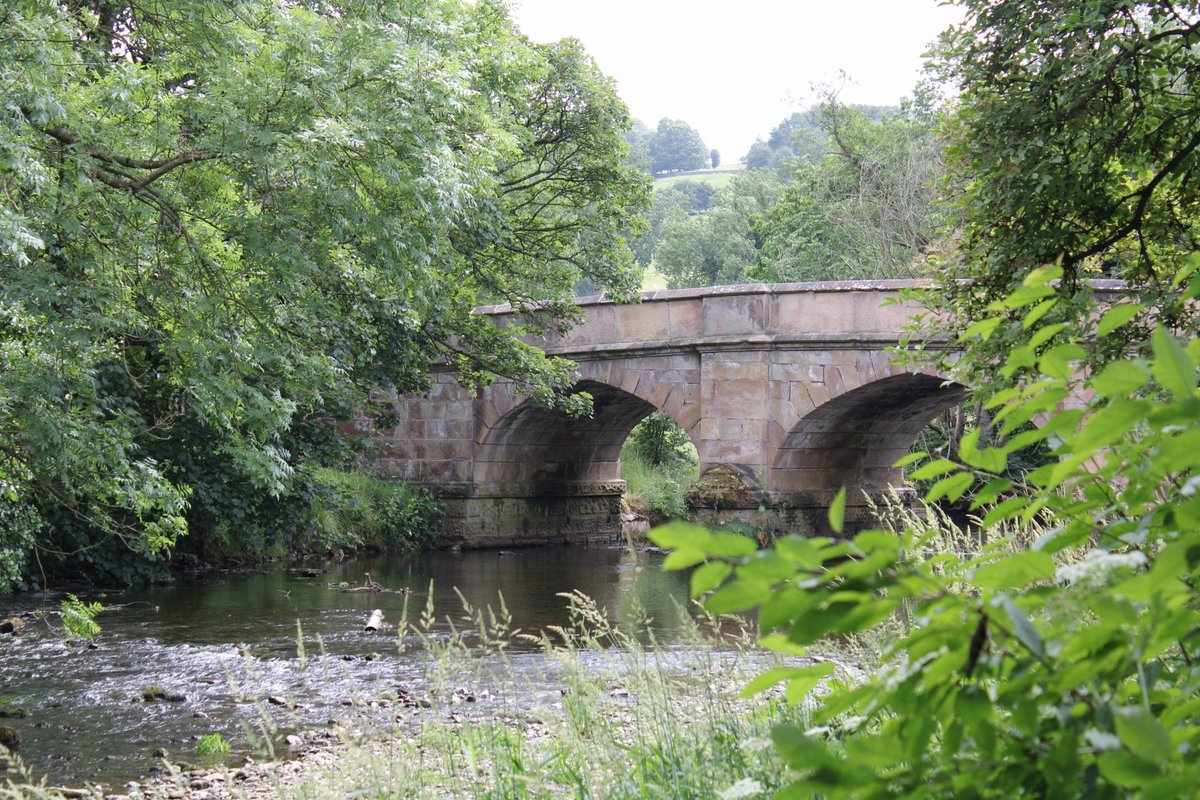 Ilam village, Derbyshire #bridgesThursday #photography #photo #Bridge