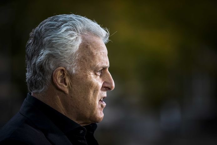 NDikkeboom's tweet image. Exact twee jaar geleden haalden de laffe daders de trekker over. 

Je wordt gemist Peter! ❤️ #peterrdevries