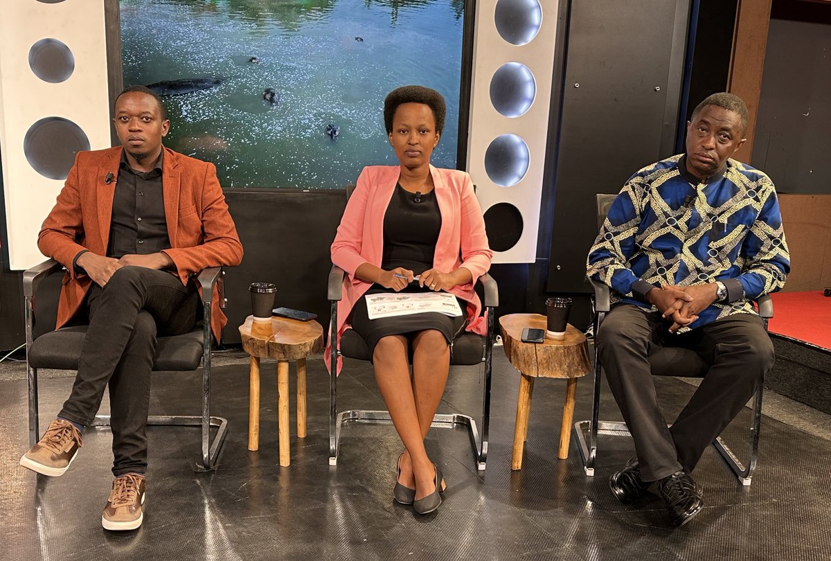 EgidieBibio's tweet photo. #WaramutseRwanda 
Ubushakashatsi buherutse gutangazwa na @RBCRwanda bugaragaza ko indwara zitandura zihangayikishije mu Rwanda, abahanga mu buzima/ubuvuzi barajya nama ki?
Tubane mu kiganiro @rbarwanda https://t.co/36mMcnOKlO