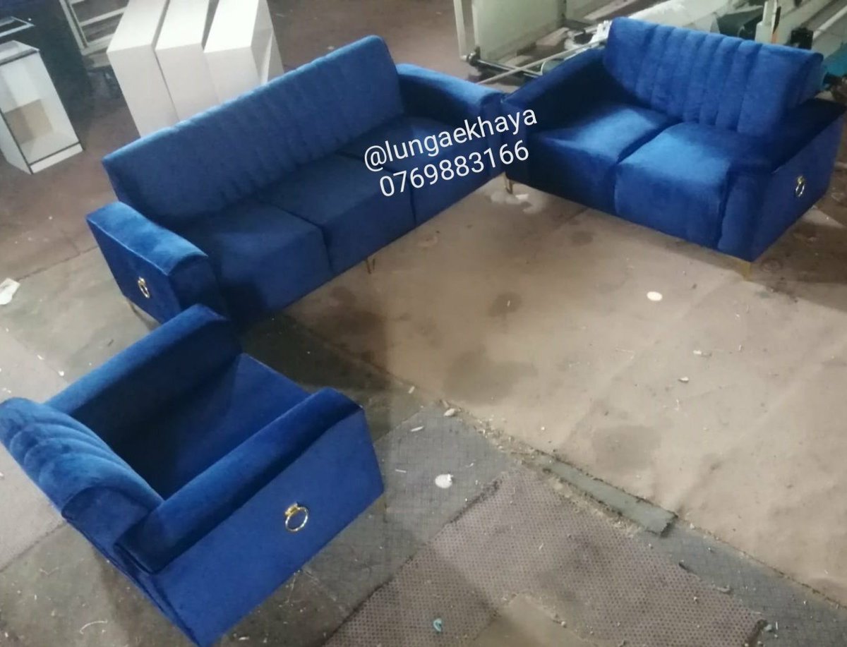 EkhayaLunga's tweet photo. For the living room of your dreams order this Atlanta 321 set for only R 10,000.
* In a variety colours.
#Aneleandtheclub #SAfmSoundAwake #702morning #ymornings #kayabreakfast #KekePalmer #HalaMadrid #VIPProtection
Da Les Tbose Booker T Usher Sakina Malema Her Majesty Anele https://t.co/qOw9uzON9h
