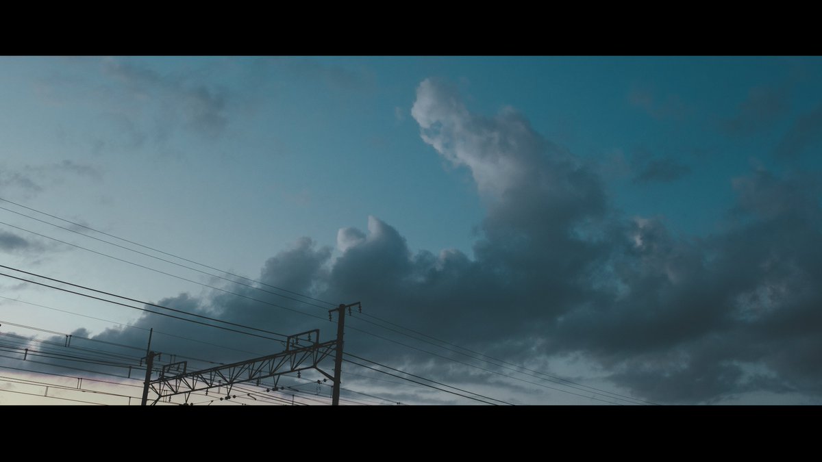 ひなた tweet media