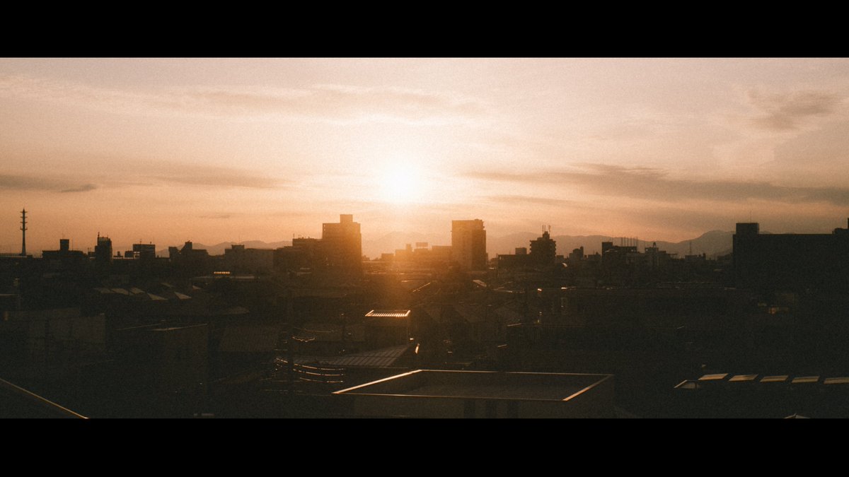 ひなた tweet media