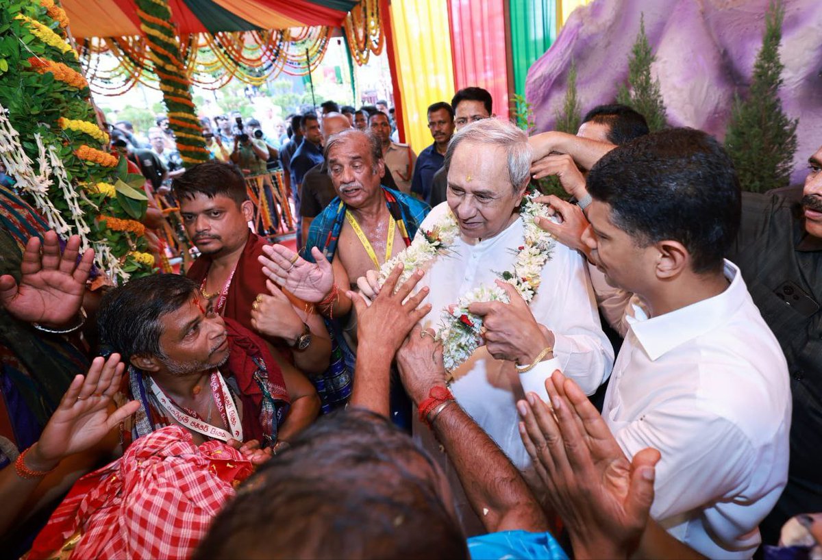 theraisinahills's tweet image. Odisha shows tangible gains in 5T Policy
By @Pradeep25687 for @theraisinahills 

LINK: wp.me/pe3ewy-1xP

#Odishanews #Mogol #development