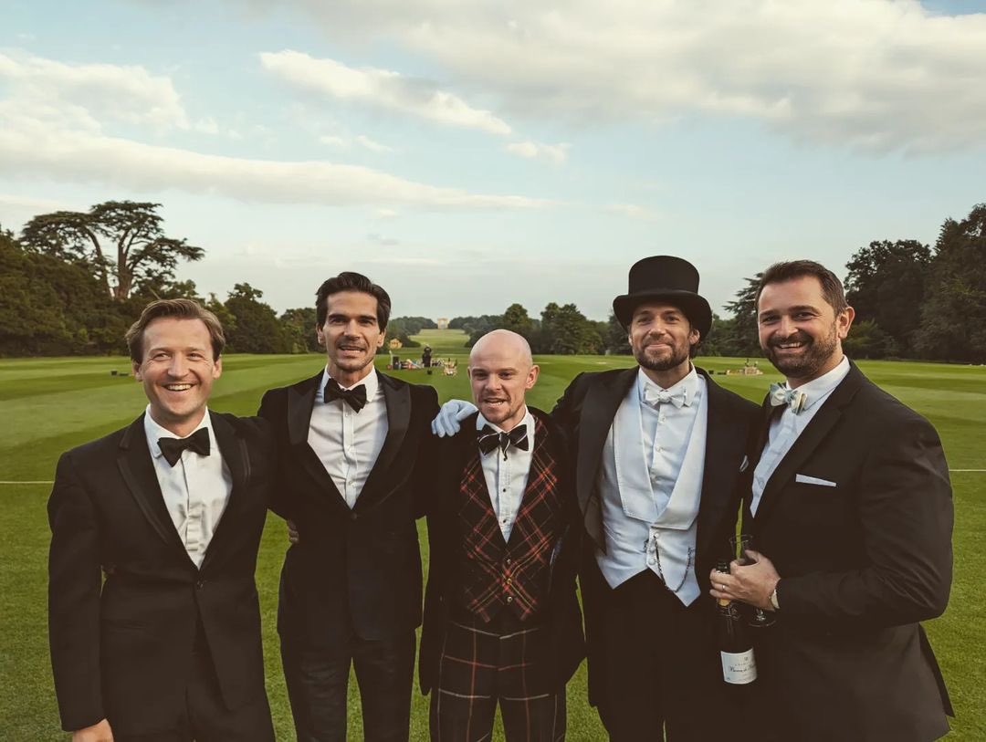 AsiaRaylee's tweet photo. Baby Henry at Centenary Ball https://t.co/bIJBlprGae