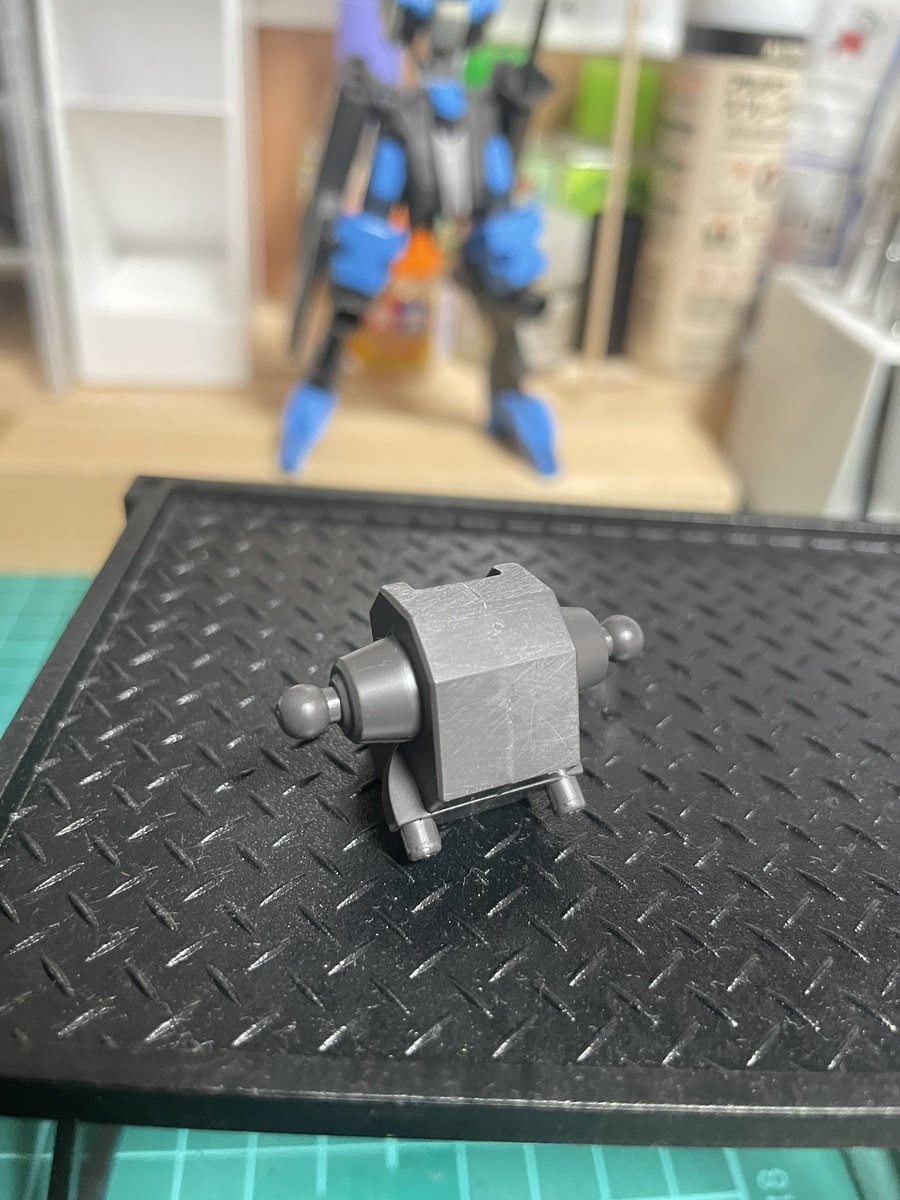 mojalinmojalin's tweet photo. ガンプラ久しぶりの投稿
プラ板工作技術が想像以上に上がってますw
思った形にできるようになってきた…
自分でも完成がたのしみです。
#ガンプラ　#ガンプラ好きと繋がりたい https://t.co/qXAN5N1wUQ