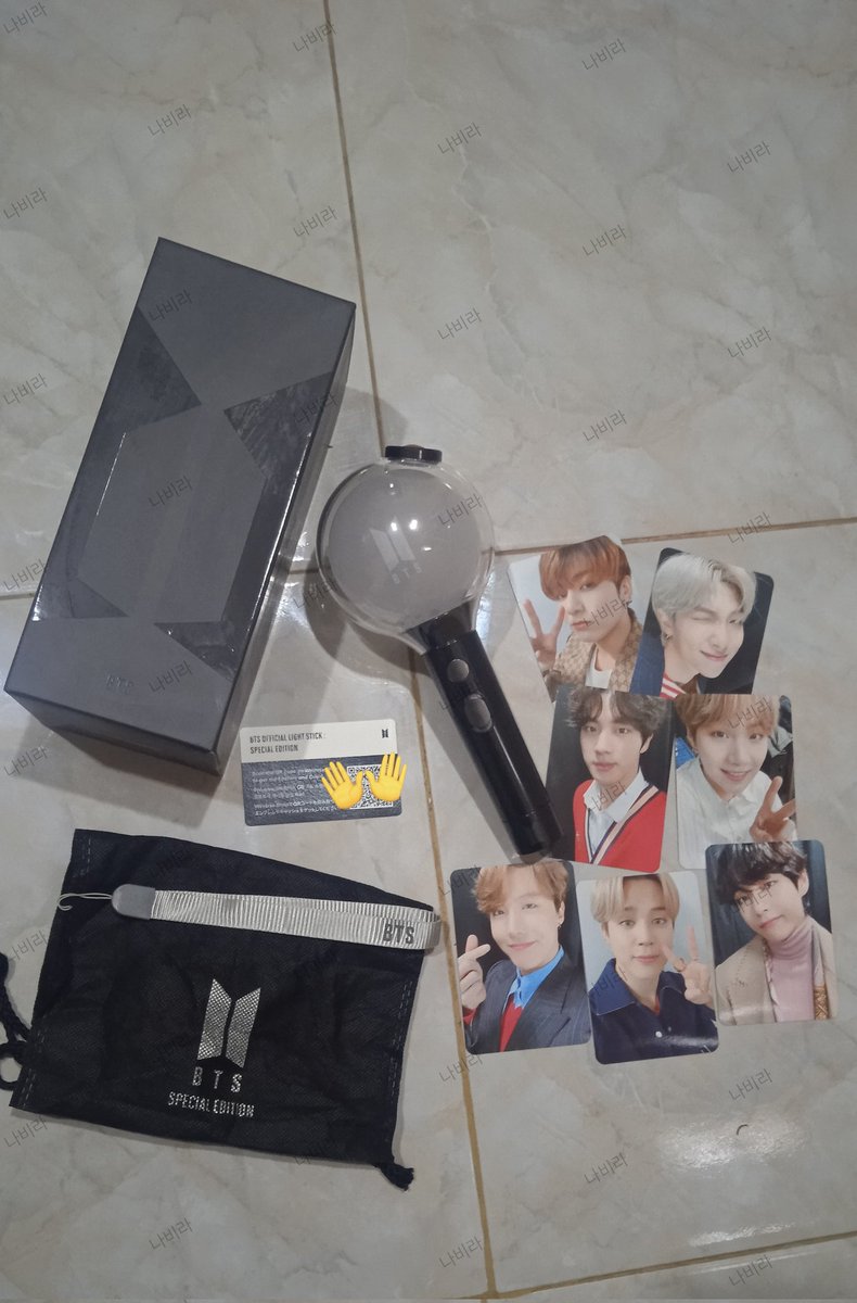 justbilaaa_'s tweet photo. WTS / Want To Sell
Lightstick BTS / ARMYBOMB SPECIAL EDITION UNSEALED.

• Official Weverse
• Fullset
• Free baterai
• (-) box dalem penyok
• Blm pernah dipake
• Detail condi? DM

📍Dom. Tangerang
💸 550k (bisa nego)

Tags. Wts armybomb / ab / ls / Lightstick BTS ver SE https://t.co/yqE8O7iEUH