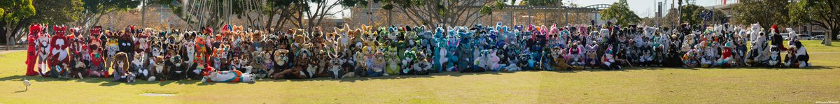 After a few goes, i have been able to get a decent image of the #aurawra fursuit photo.
The high quality version is here.
 drive.google.com/file/d/1_qhGA3…