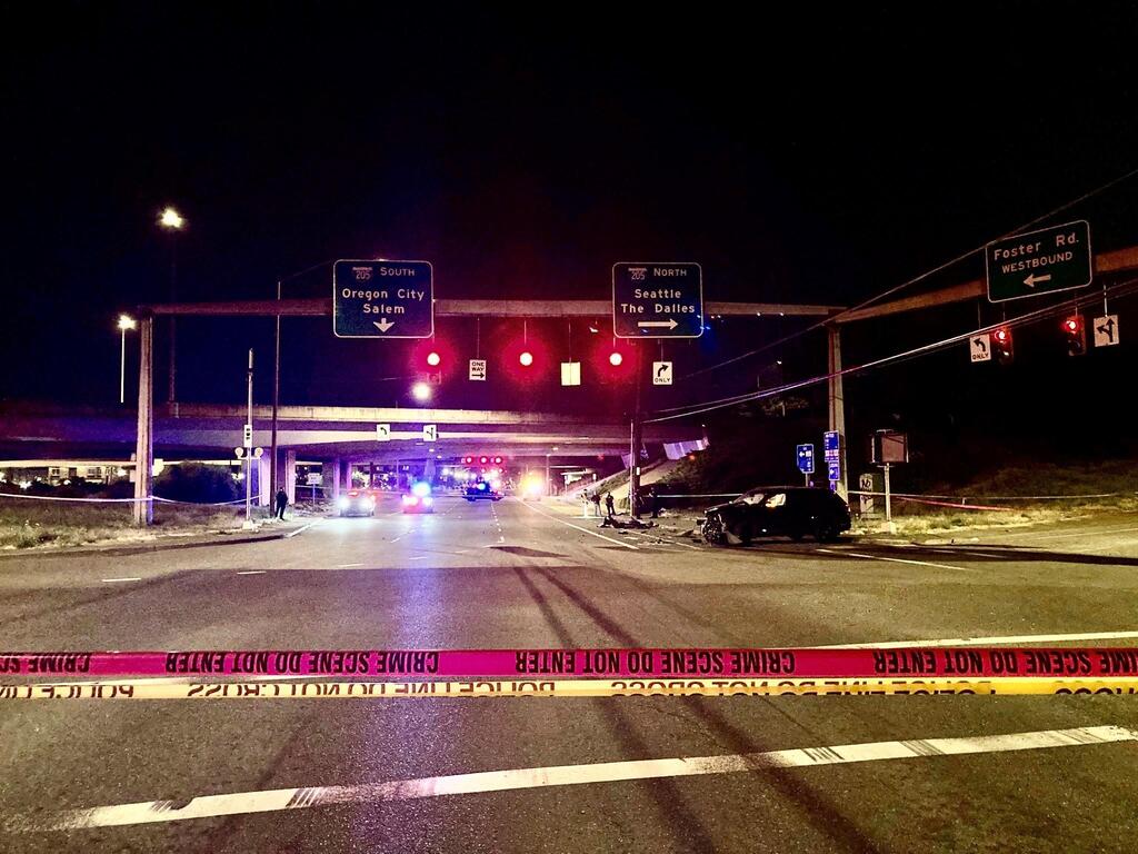 Press Release: Traffic #ALERT:Multiple Fatality Car Crash in the Lents Neighborhood (Photo) 
Link: portlandoregon.gov/police/news/re…