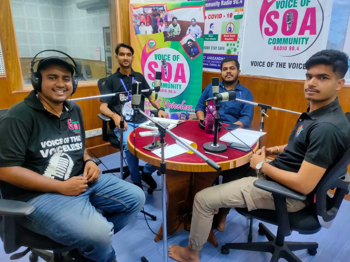 NccSoa's tweet photo. Ex SUO Mahitosh Samal and JUO Atul Thakur discussed the benefits of joining NCC and career objectives after NCC at SOA radio.
This episode will be aired today at 1000 hrs, 1600 hrs and 2200 hrs.
@4OCTCNCC 
@kalinga_sagar https://t.co/UdwhjPxIse