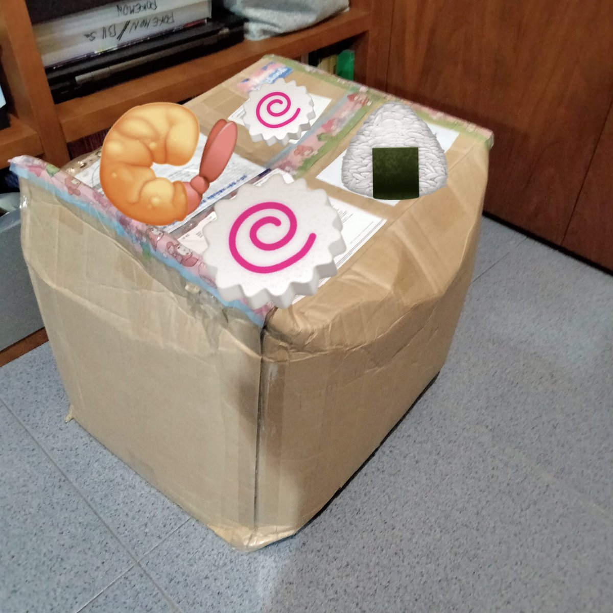 shadows_trades's tweet photo. Ayer llegó la Box#02 de 
@HARU_GOs
 , en los próximos días organizaremos todo, esta vez aduanas se ha portado mejor que con la primera caja 🥳 #HARUGO #HAUpdates https://t.co/ULEsNBdlE9