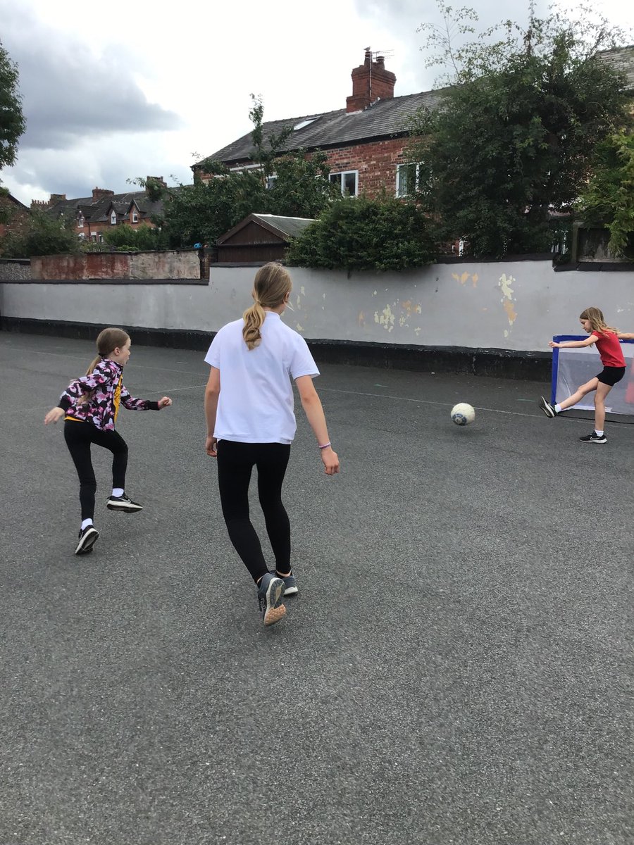 UPS Health and Fitness tweet media