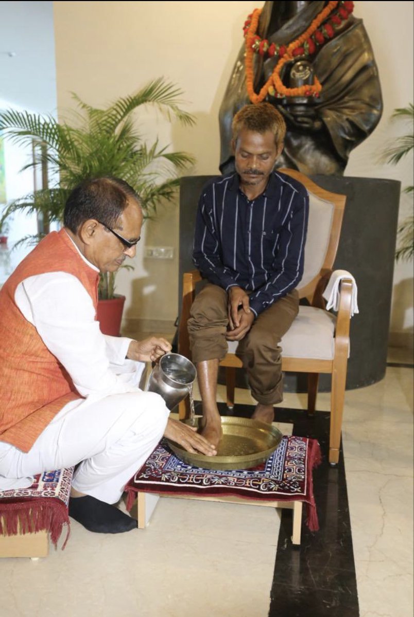 “मन दुखी है, मेरे लिए जनता ही भगवान है”

- शिवराज सिंह चौहान