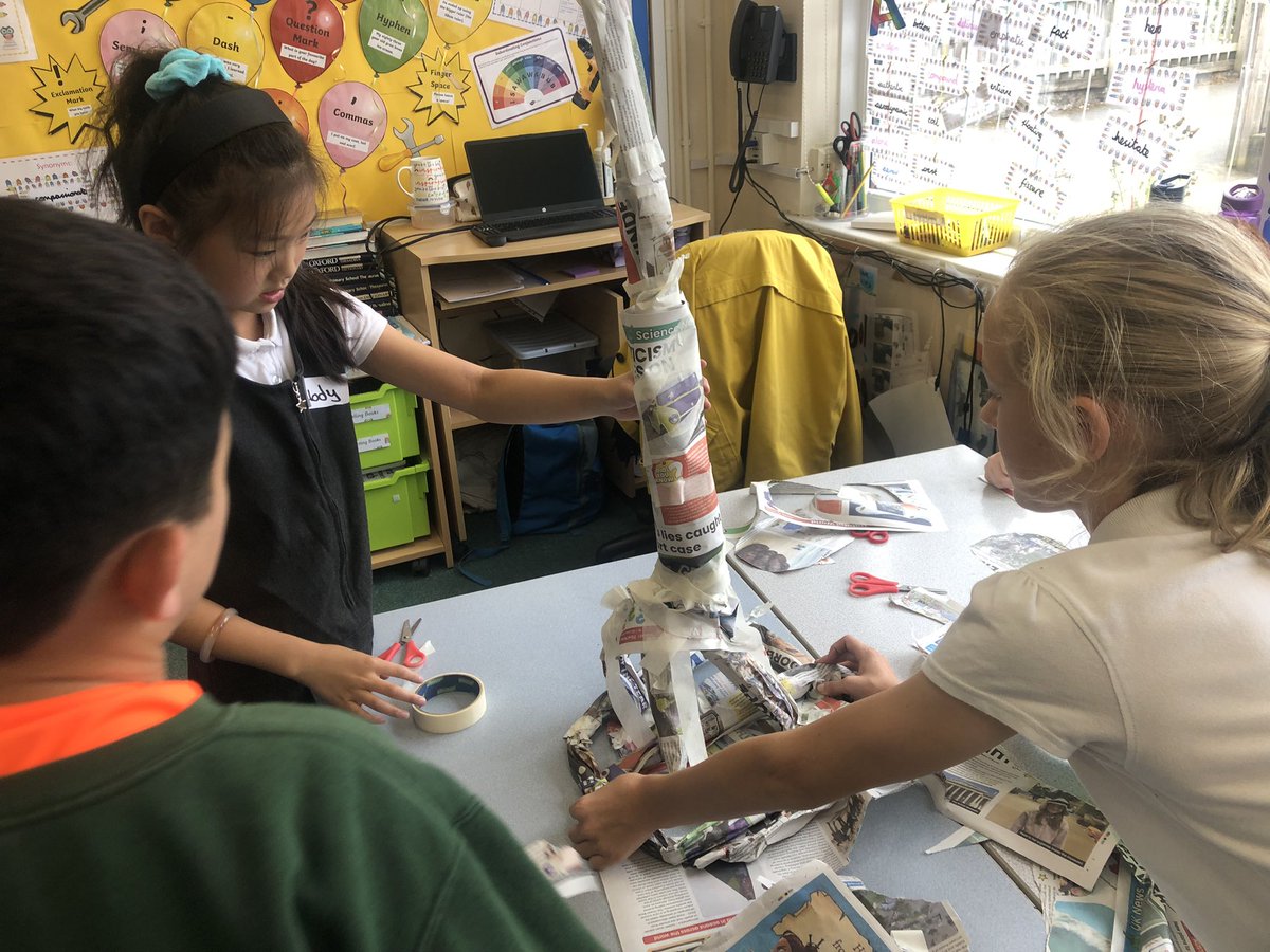 DECLeeds's tweet photo. “He likes fish and chips and I like fish and chips!” Lovely interactions between #valleyview and #allsaintsrichmondhill at their linking day exploring #similarities and #differences @Child_Leeds #schoolslinking #SLCW @LeedsCofE https://t.co/7XKWMUO8Zk