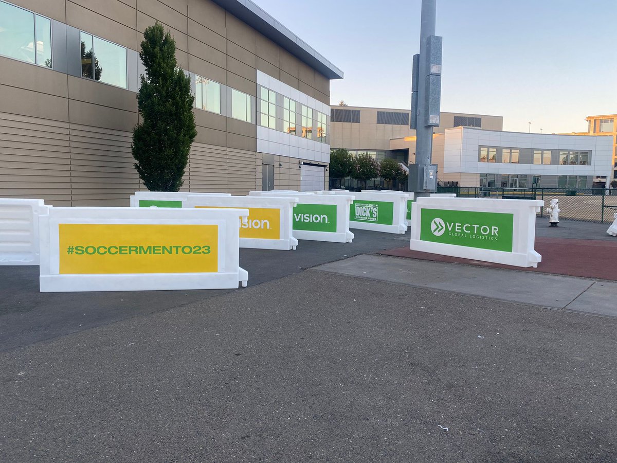 homelesswrldcup's tweet photo. The Hornet Stadium looked stunning at sunset today, only going to look better and better the closer we get to Saturday! Thank you to the many volunteers who helped with the build today 🙏🏻 Not long to go now… #PlayForMore #Soccermento23 @sacstate @StreetSoccerUSA https://t.co/4rqhkBlhGH