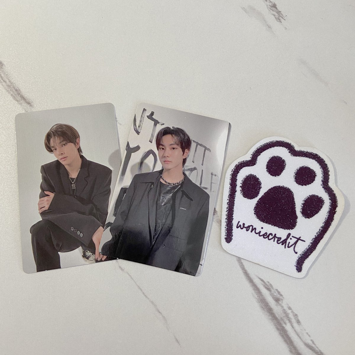 woniecredit's tweet photo. wts lfb ph.
#keytsells

Jake and Jungwon Answer POB PC
◠ ₱150ea + pf 
◠ ₱250 if getting both + pf

𓏸 payo / 5 days 
𓏸 reply or dm to claim ! 

t. enhypen jungwon jake d:a answer pob pc photocard https://t.co/TdgqEeCCZz