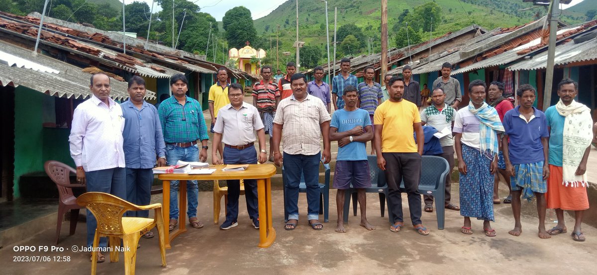 TNarayanpatna's tweet photo. Camp Court of Tahasildar, Narayanpatna at Bhitarpoda village &amp; Marichmal hamlet on 06.07.2023. Heard GKP cases. 

@dmkoraput 
@rdmodisha https://t.co/M2ejrNzV1V