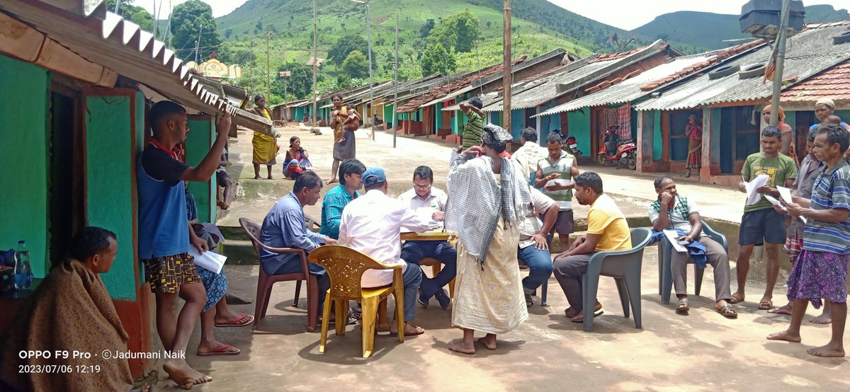TNarayanpatna's tweet photo. Camp Court of Tahasildar, Narayanpatna at Bhitarpoda village &amp; Marichmal hamlet on 06.07.2023. Heard GKP cases. 

@dmkoraput 
@rdmodisha https://t.co/M2ejrNzV1V