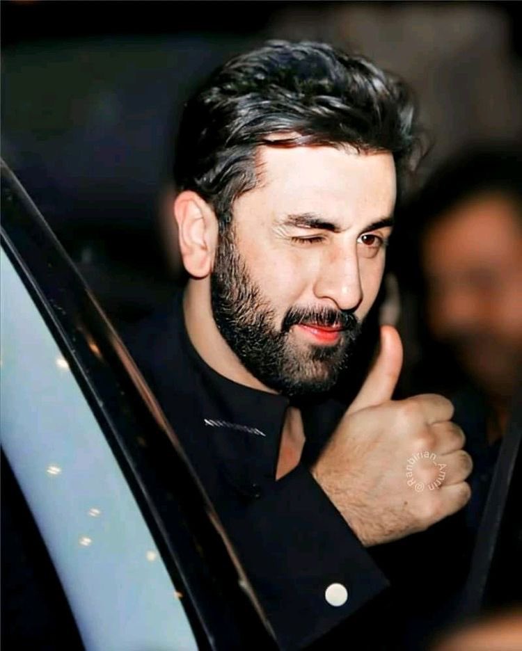 Tukaunbey's tweet photo. #RanbirKapoor will be the last superstar of bollywood https://t.co/ZuMWCmawMx