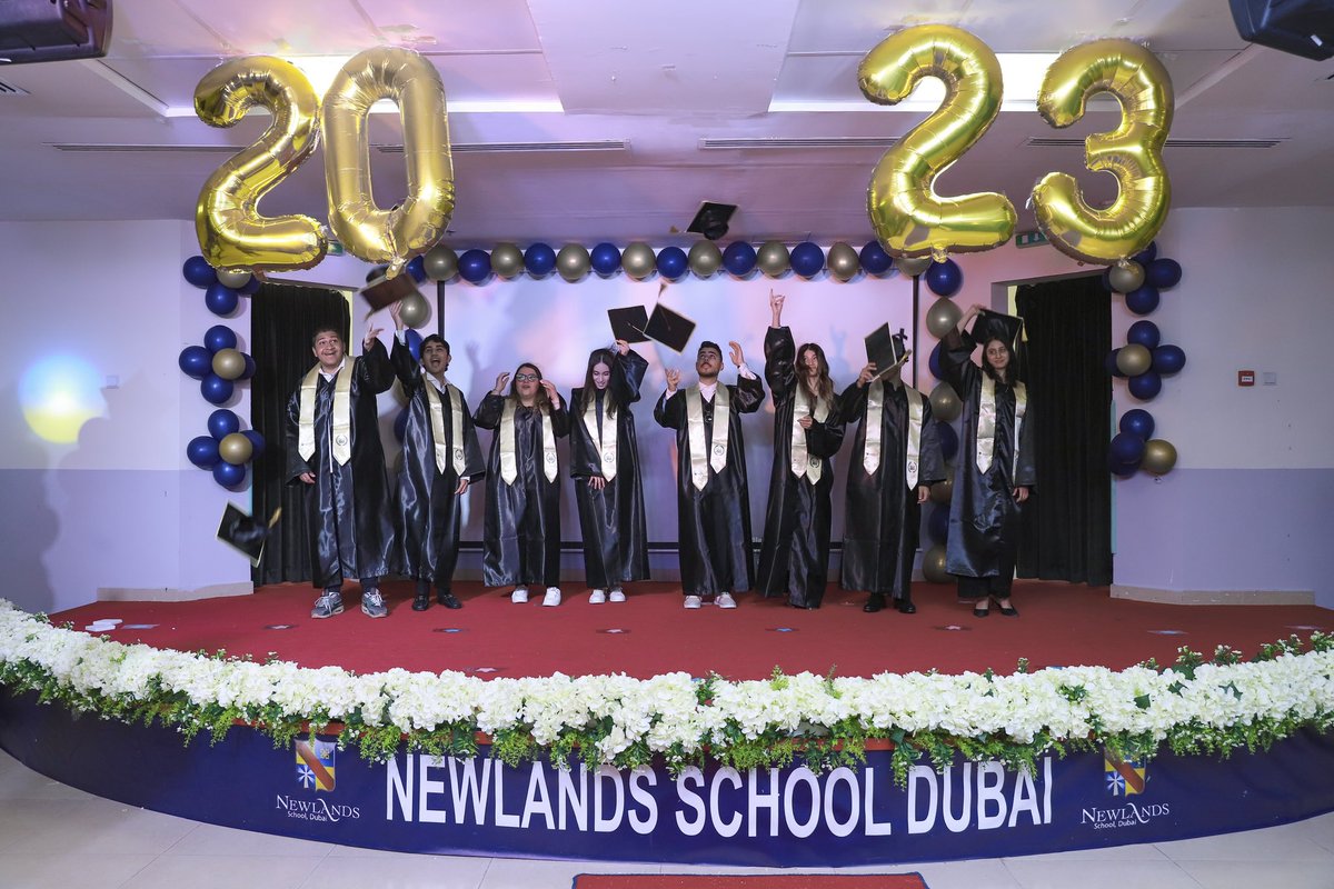 newlands_dubai's tweet photo. Congratulations to our remarkable Year 11 graduates!🎓 As you step into a new world of possibilities, may your dreams soar high and your accomplishments shine brighter than ever before. Congratulations and best wishes on your exciting journey ahead! 
.
.
.
#Year11Graduation https://t.co/aRiWTCOjpU