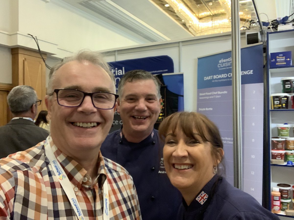 cheftonymulgrew's tweet image. Great to meet the good looking one of the team @essentialcuisin @EssentialAR