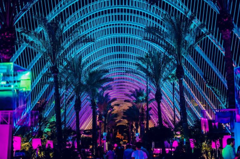 𝗦𝘂𝗺𝗺𝗲𝗿 𝗳𝗲𝘀𝘁𝗶𝘃𝗮𝗹𝘀 𝗶𝗻 𝗩𝗮𝗹𝗲𝗻𝗰𝗶𝗮! ☀️
Even during the summer months, the city is buzzing with summer festivals.

➡️ 𝗧𝗵𝗶𝘀 𝗯𝗹𝗼𝗴 𝗴𝗶𝘃𝗲𝘀 𝗮𝗻 𝗼𝘃𝗲𝗿𝘃𝗶𝗲𝘄 𝗼𝗳 𝘀𝗼𝗺𝗲 𝘀𝘂𝗺𝗺𝗲𝗿 𝗳𝗲𝘀𝘁𝗶𝘃𝗮𝗹𝘀 in and around Valencia: matchbettervalencia.com/zomerfestivals…