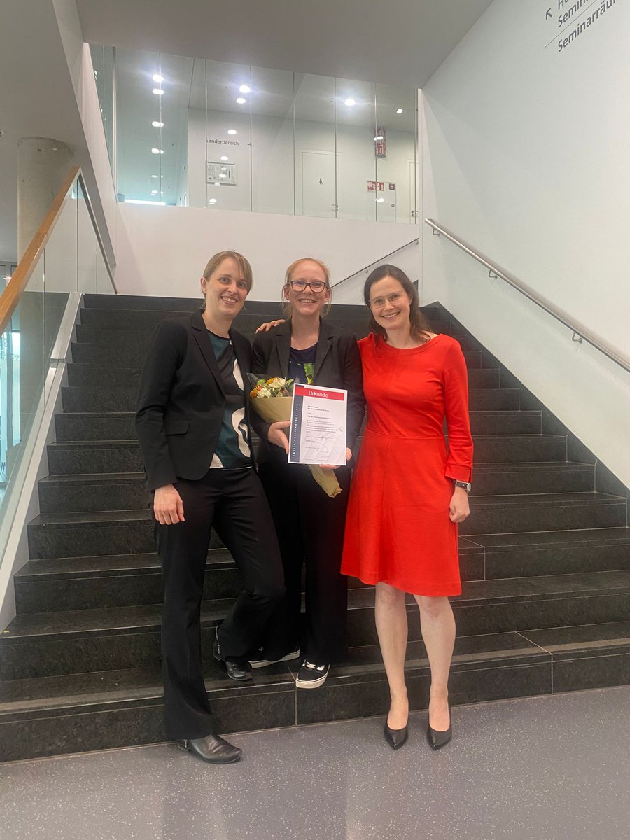 Proud of CRC member Charlotte Gallenkamp. Second award within a few weeks for her outstanding work in her PhD: Yesterday she was awarded the PhD prize of the Familie Bottling-Stiftung at TU Darmstadt. Congratulations on this success, Charlotte!!!