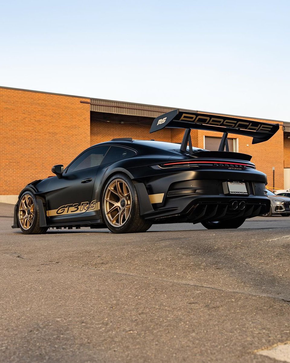 Motor_Magnet's tweet photo. The absolute best spec possible on the 992 GT3 RS for me 😍 https://t.co/azKSGbXmNQ