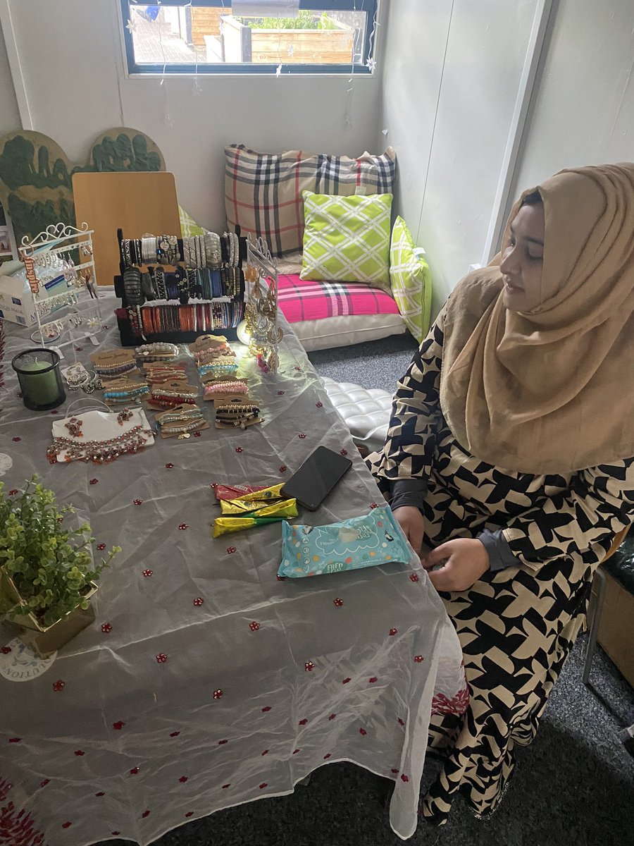 Hope Gardens tweet media