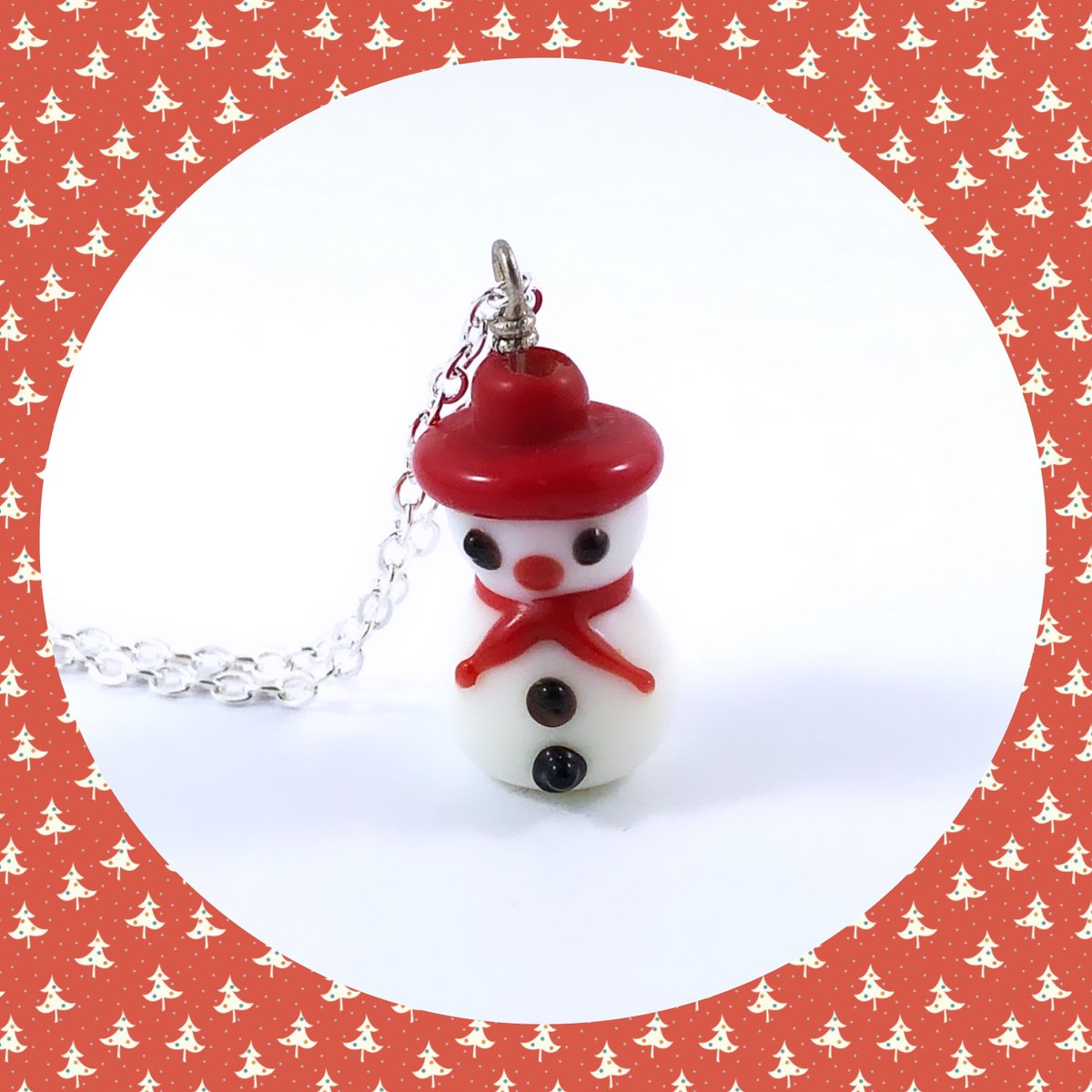 Christmas in July is here!
Cute frosty the snowman Christmas winter snow lamp work pendant silver plated necklace etsy.me/3D4j5Kt #silver #white #people #red #eastergift #pendantnecklace #christmasjewelry #christmasjewellery #christm