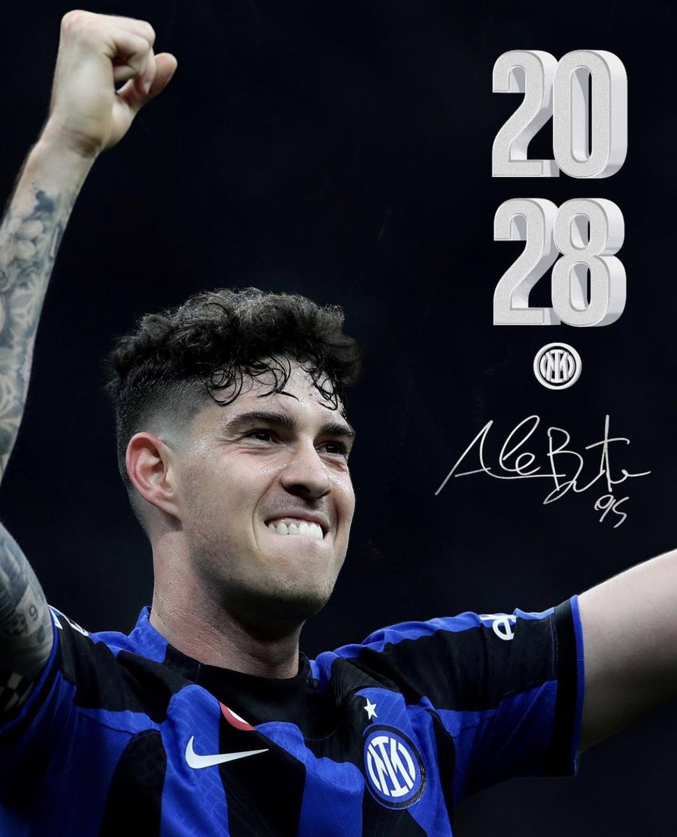 iHere_Inter's tweet photo. لاغازيتا: بعد التجديد؛ باستوني سيكسب على مدى السنوات الخمس المقبلة 5.5م€ + مكافآت وما فوق (يرتفع الراتب تلقائيًا)، كان يتقاضى 2.8م€. كانت إرادته حديدية بالبقاء، رفض الإنجليز وخاصة السيتي.
ارتفع راتب هاكان من 5م€ إلى 6م€ + مكافآت حتى عام 2027.
#Calhanoglu2027 #Bastoni2028 https://t.co/tGEBn5RnGm