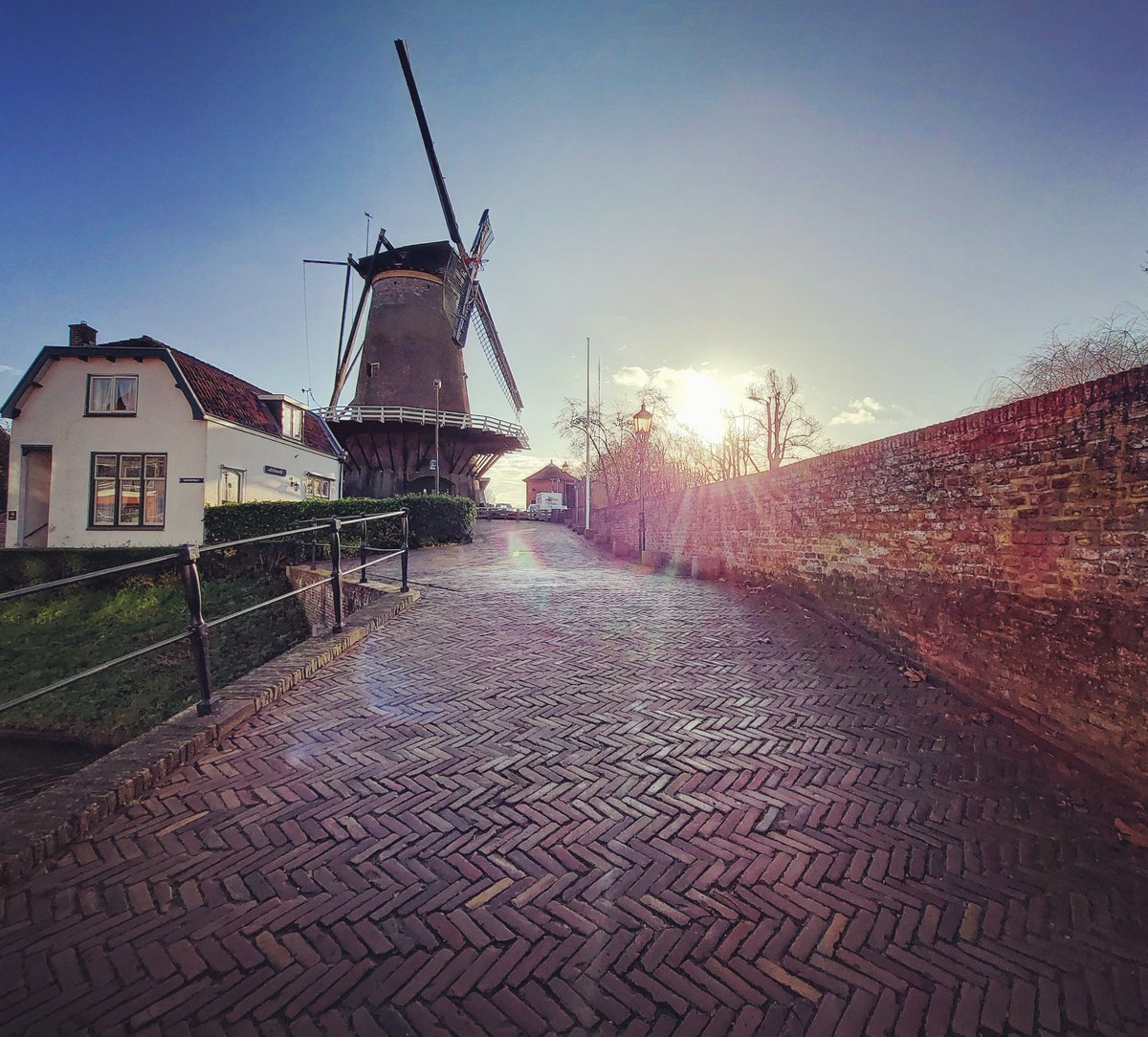 🚶Op cultuursafari in eigen stad (voor de thuisblijvers).

liefs-uit-ijsselstein.nl/op-cultuursafa… 

#IJsselstein #Utrecht #Cultuur #Vakantie