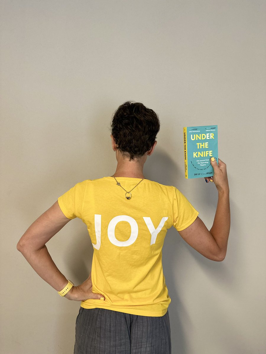 Liz_ORiordan's tweet image. It’s launch day for Under The Knife!
It wouldn’t have happened without all of you who supported me through @unbounders, my agent Clare Hulton, and my wonderful family who have kept me going through the events in the book

I’m currently driving back from Italy so will catch up…