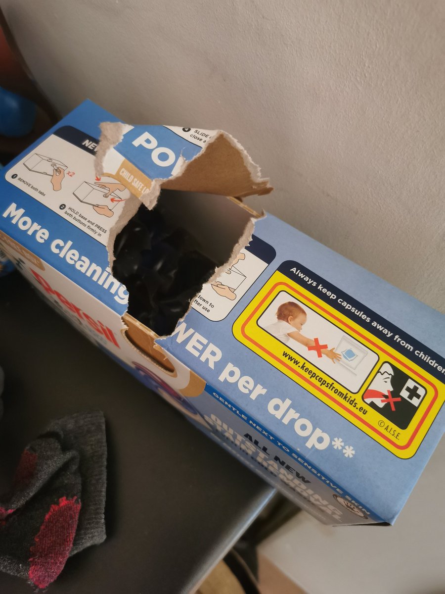 Anyone else resort to doing this when the child safety features on washing tablet boxes beat them? They are unbelievable! 🙈😂
