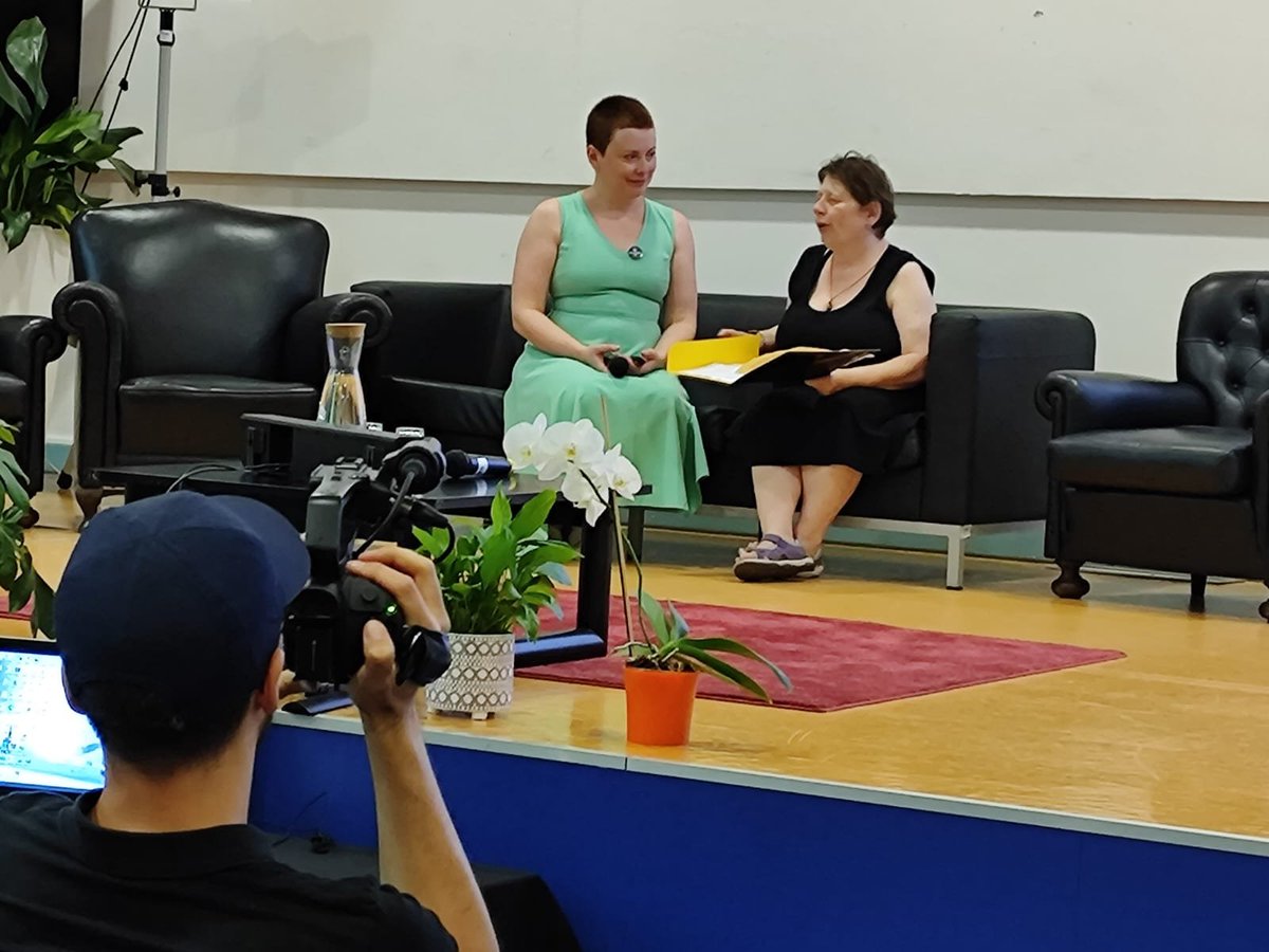 ToValidate's tweet image. Leiria #Portugal welcomed the 3rd #KLAARA Conference on Accessible Language and Communication.

👉We're happy to be part of the speakers, well represented by Tatjana and Nevenka @zavodrisa, presenting the objectives and results of the T2V #ErasmusPlus project