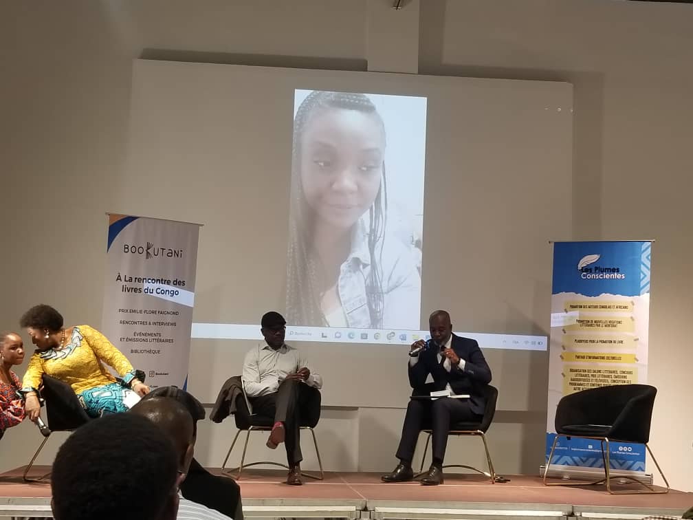 mac_buku's tweet photo. 1/4 En souvenir d'une soirée qui comptera sous le ciel nocturne de Kinshasa (05/07/2023), nous remercions @Tiguy84723485 et Bookutani pour cette merveilleuse initiative. Désormais,  @Blaise_Ndala a été accueilli par ses pairs pour présenter " Dans le ventre du Congo ". https://t.co/AgQhCXoDOo