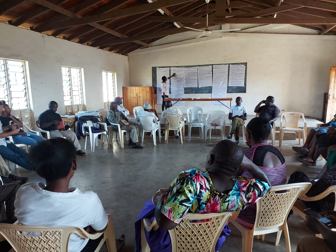 hellen_lum47464's tweet photo. Ongoing community visioning planning on adaptation plans for the vulnerability mapping process on climate change
#adaptationplanning
#communityvisioning
@WeAreVCA
@Wanavijiji_sdi https://t.co/Ht5cKYnysz