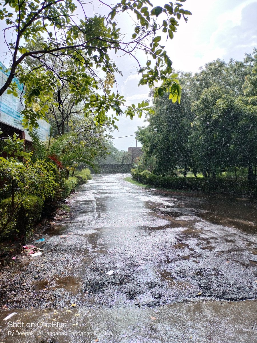 dk836179's tweet photo. #RainyDay #mansoon #SalaarTeaser https://t.co/GhgKQN3YLZ
