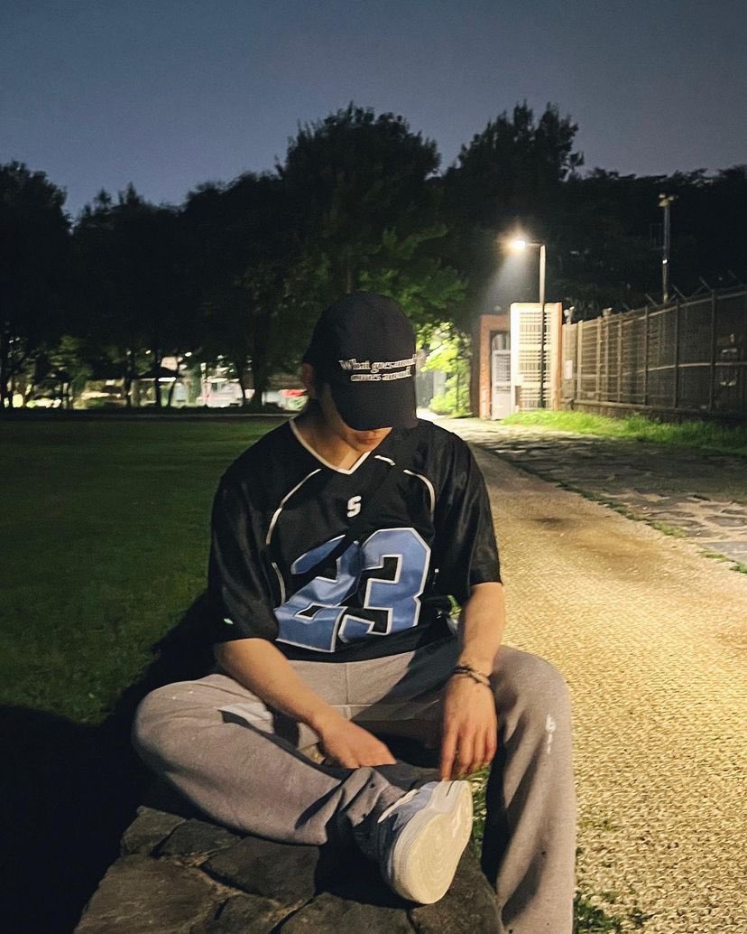shujithinker's tweet photo. joshu_acoustic ig update 🖤 #조슈아 https://t.co/Tysd6ZT0Bj