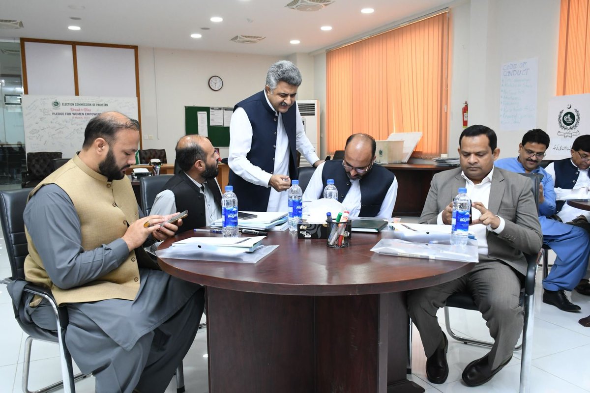 Leading up to🇵🇰's General Elections, <a href="/ECP_Pakistan/">Election Commission of Pakistan (OFFICIAL)🇵🇰</a>, w/ technical support from #UNDPinPakistan, held a 3-day training for Lead Trainers who will be responsible for training  District Returning Offices &amp; Returning Officers across 🇵🇰 to perform election duties efficiently.