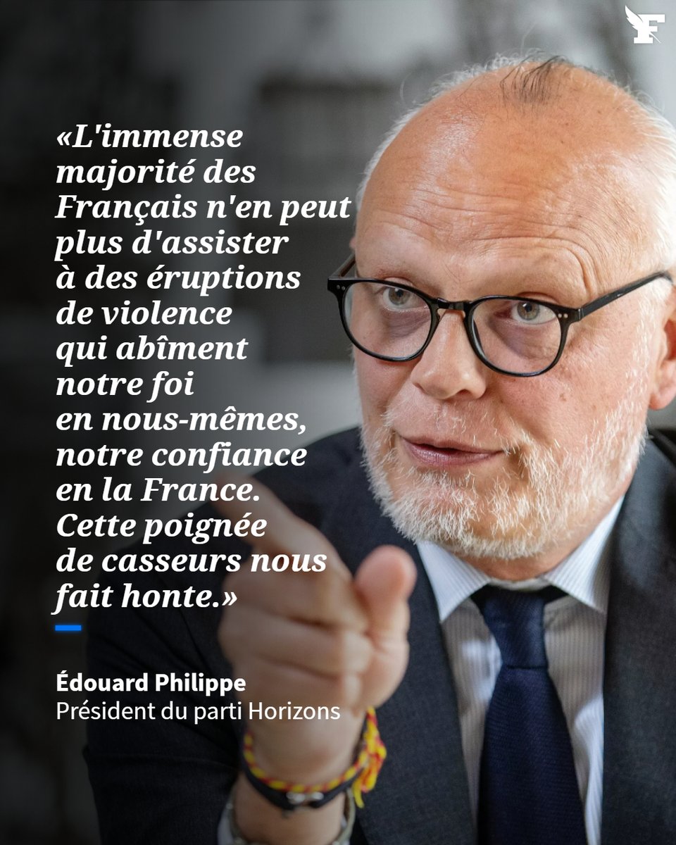 Ils sont bien plus qu'une poignée... Et largement soutenus par les quartiers, excusés par la gauche, la justice, les médias. Sans parler de l'immuable lâcheté du pouvoir – et de la trop passive et silencieuse majorité.
Sans renverser cette immigration, tout ne fera qu'empirer.